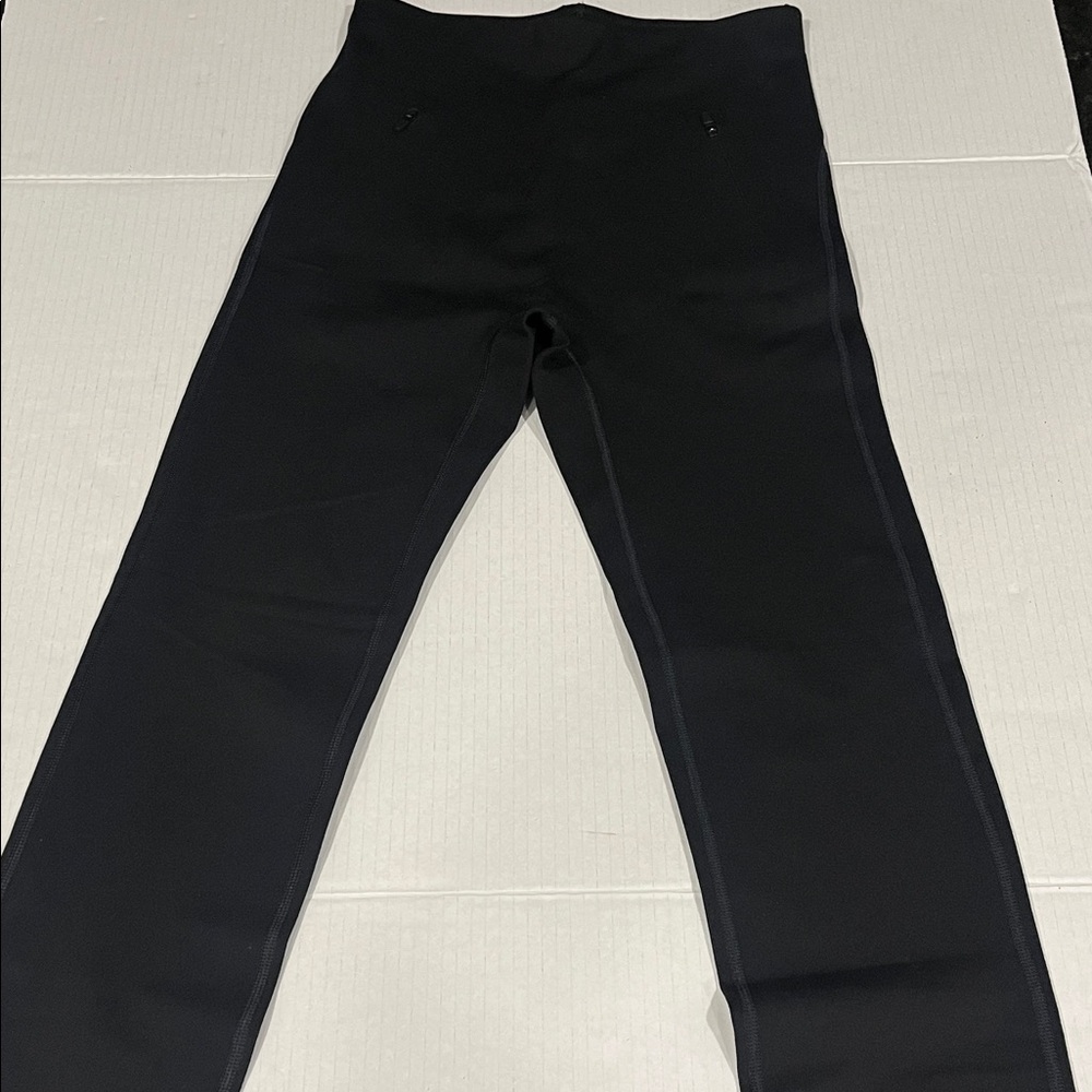 Sleek Black Women's Leggings